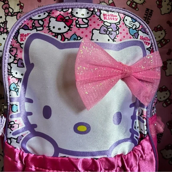 Hello Kitty Mini Backpack - Picture 2 of 8